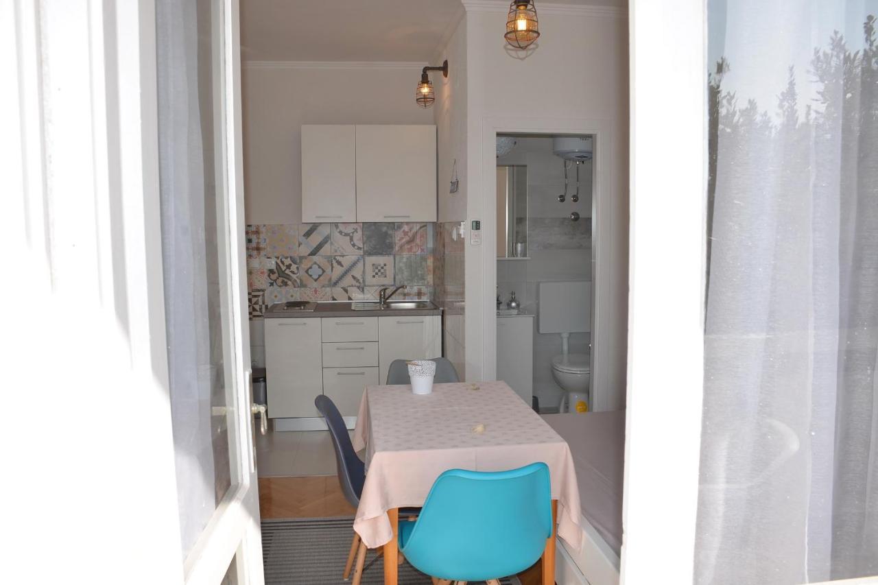 Apartments Mike Novalja Extérieur photo