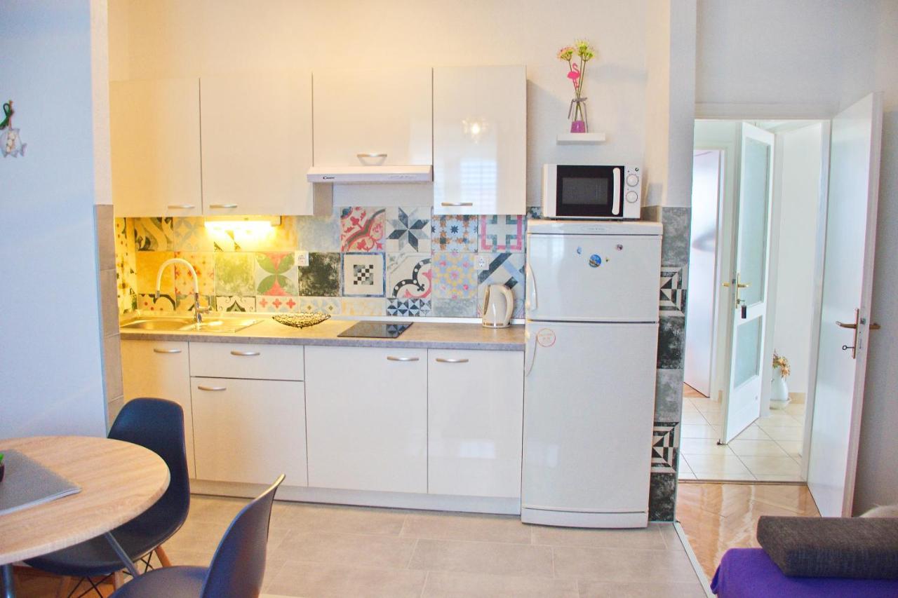 Apartments Mike Novalja Extérieur photo